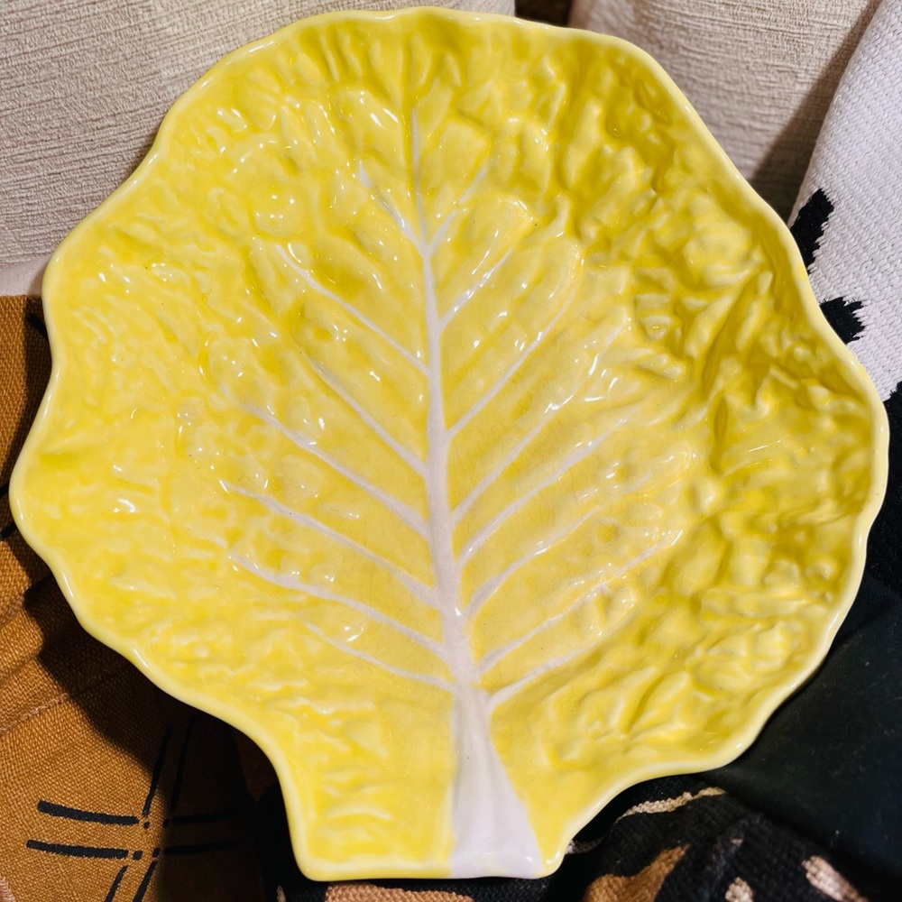 Majolica Secla large yellow serving bowl 13”